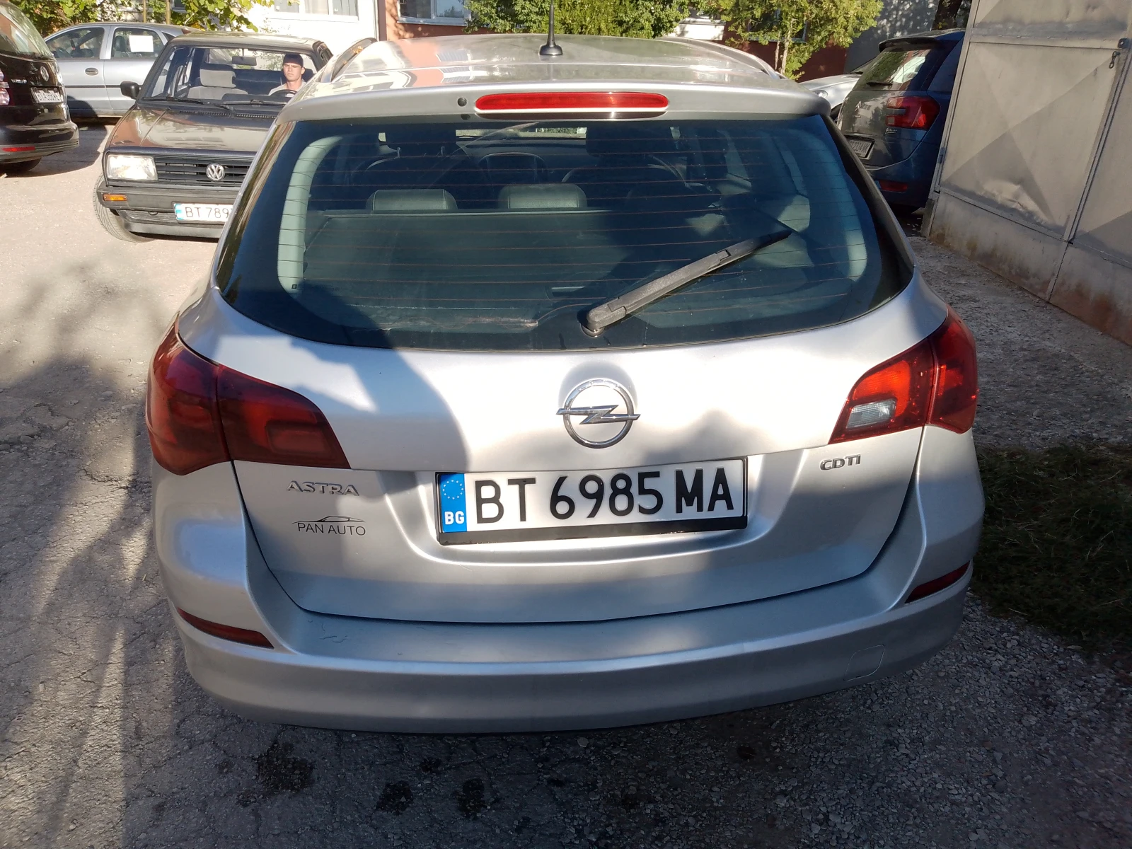 Opel Astra 1, 7 CDTI, снимка 14 - Автомобили и джипове - 56362972