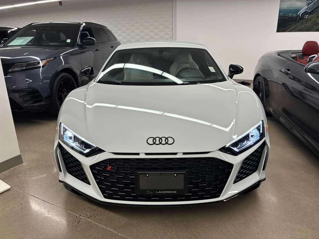 Audi R8 V10 performance * CARFAX * , снимка 6 - Автомобили и джипове - 56427024