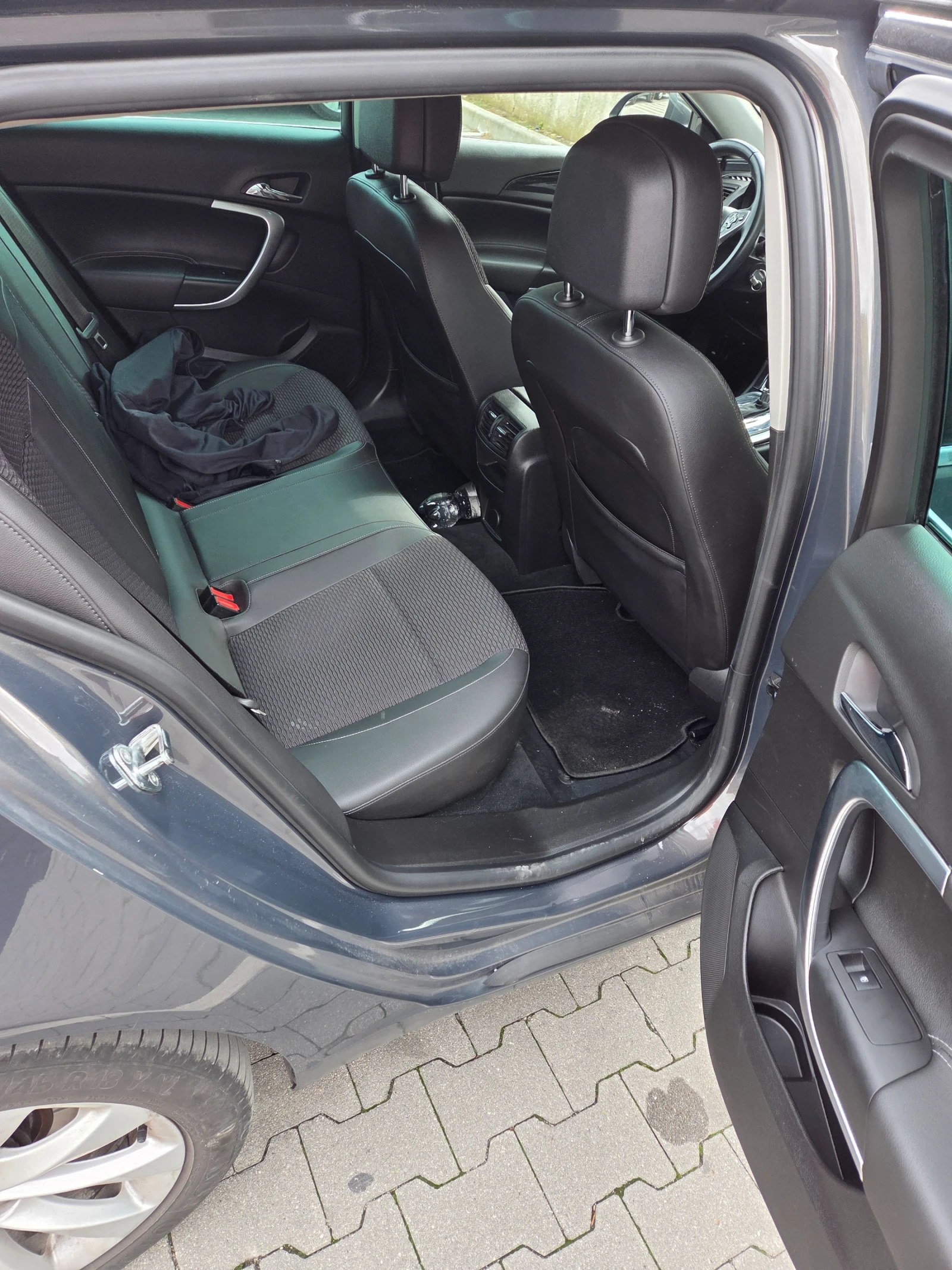 Opel Insignia, снимка 7 - Автомобили и джипове - 56531044