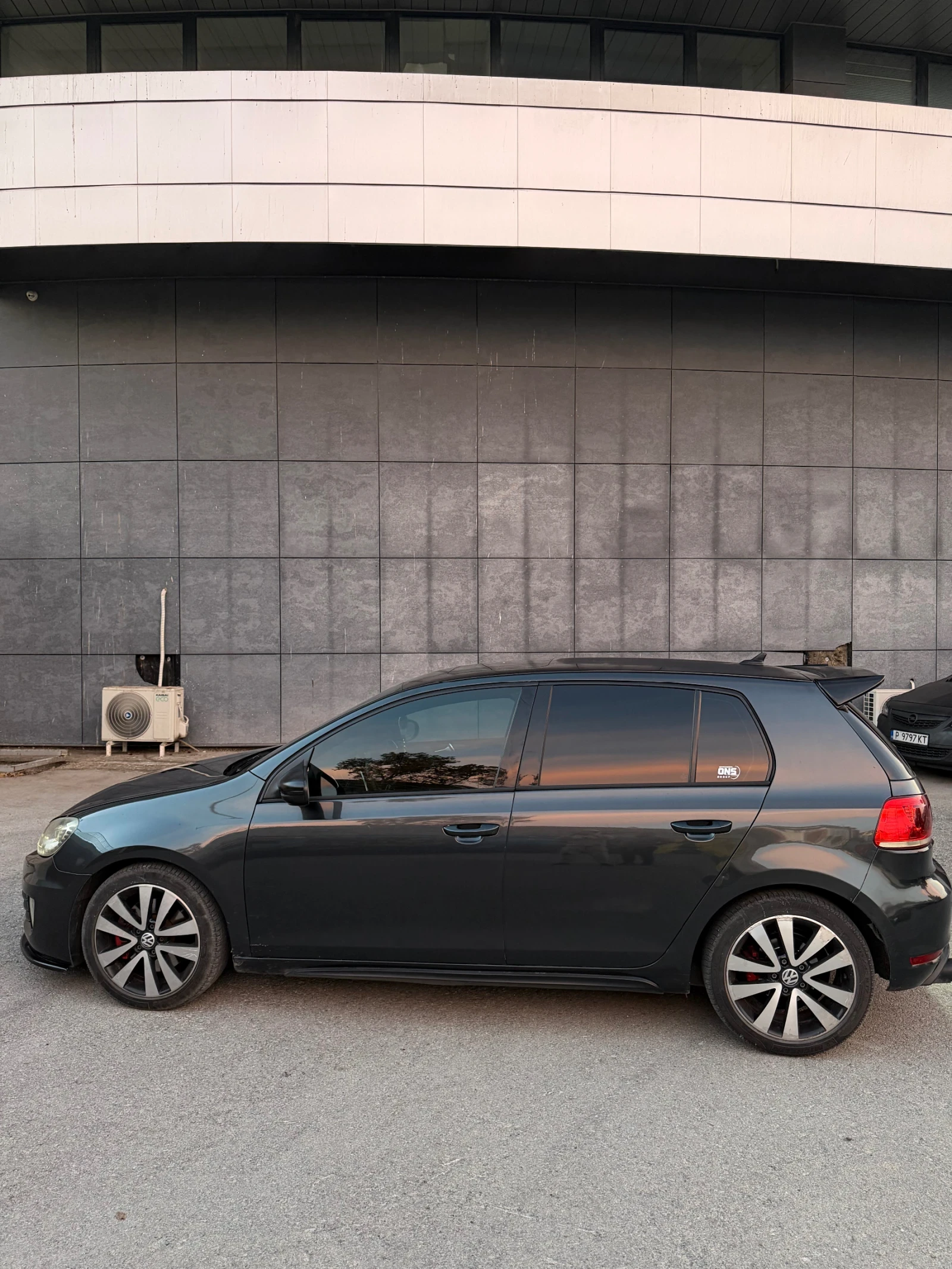 VW Golf, снимка 9 - Автомобили и джипове - 56646940