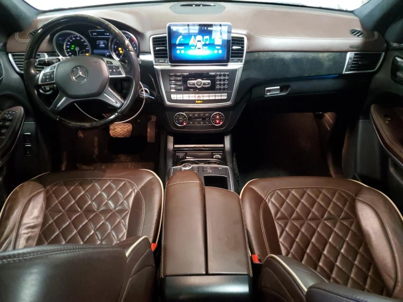 Mercedes-Benz GL 500 550 4MATIC* DESIGNO* HARMAN* OBDUH* PANO* , снимка 8 - Автомобили и джипове - 49480087