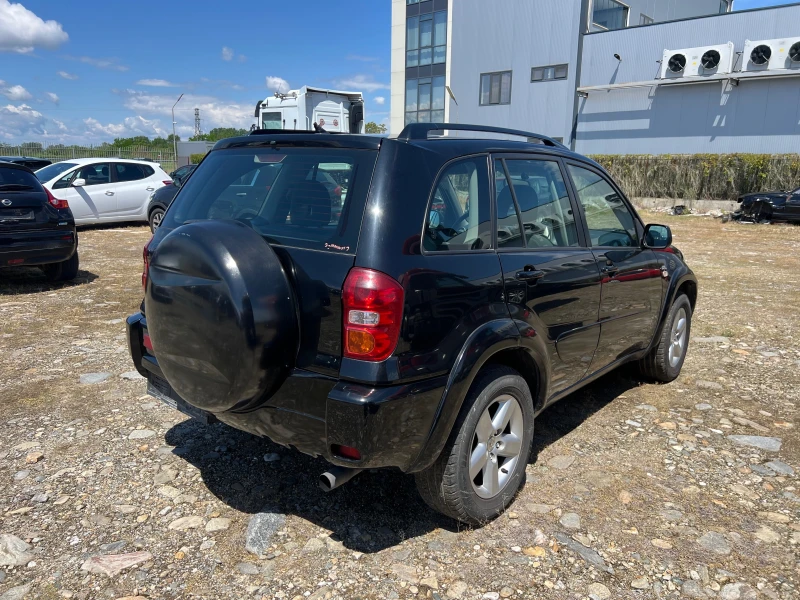 Toyota Rav4 2.0 D4D, снимка 5 - Автомобили и джипове - 50285177