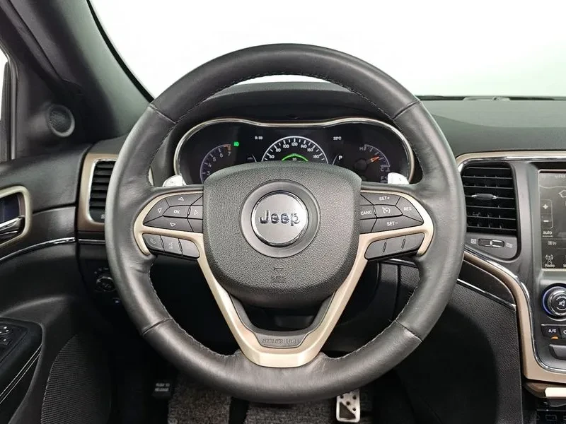 Jeep Cherokee 3.6 Limited, снимка 13 - Автомобили и джипове - 53595263