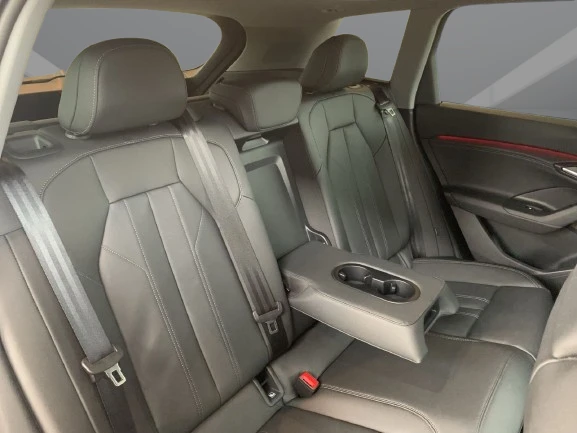 Audi Q6 e-tron 185 kWh Quattro = S-line = Гаранция, снимка 10 - Автомобили и джипове - 56182894