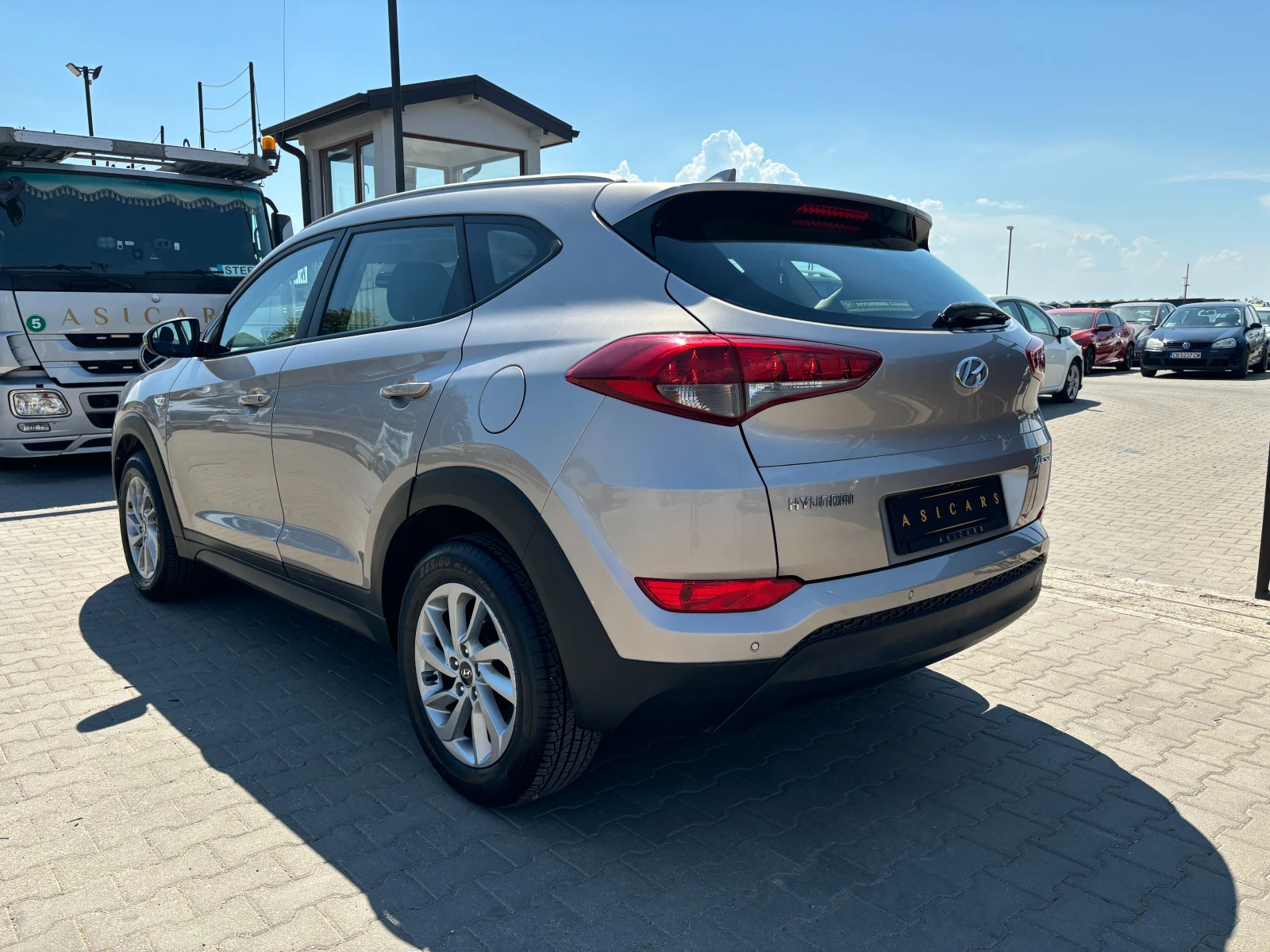 Hyundai Tucson  - изображение 3