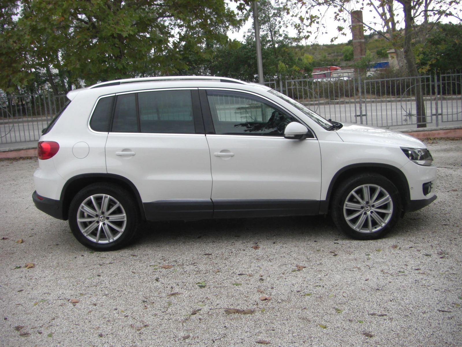 VW Tiguan 2.0TDI NAVI PANORAMA 6ck. - изображение 6