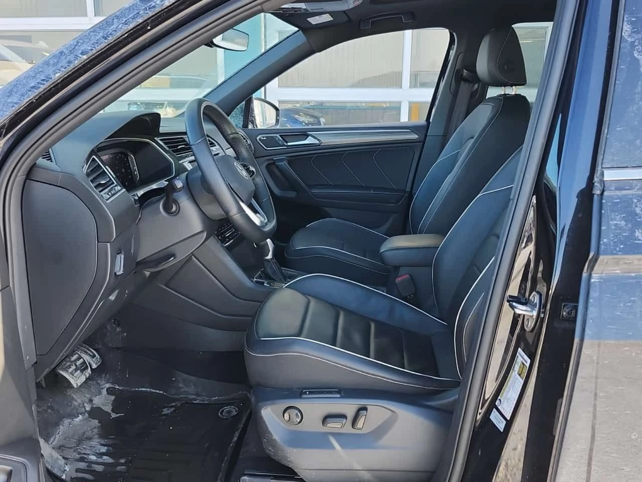 VW Tiguan  | HIGHLINE R LINE | CARFAX - изображение 7