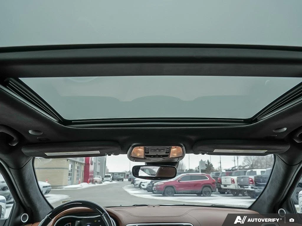 Jeep Grand cherokee * SUMMIT* AWD* , снимка 14 - Автомобили и джипове - 53774917