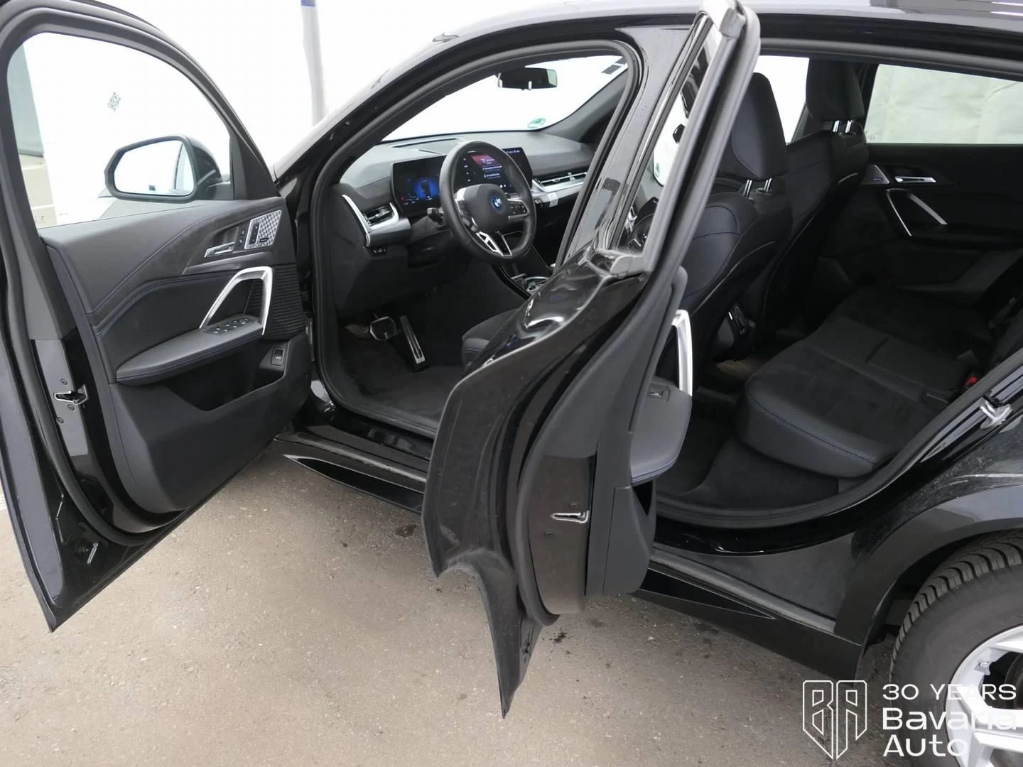 BMW iX2 20  eDrive M Sport Paket, снимка 5 - Автомобили и джипове - 53917171