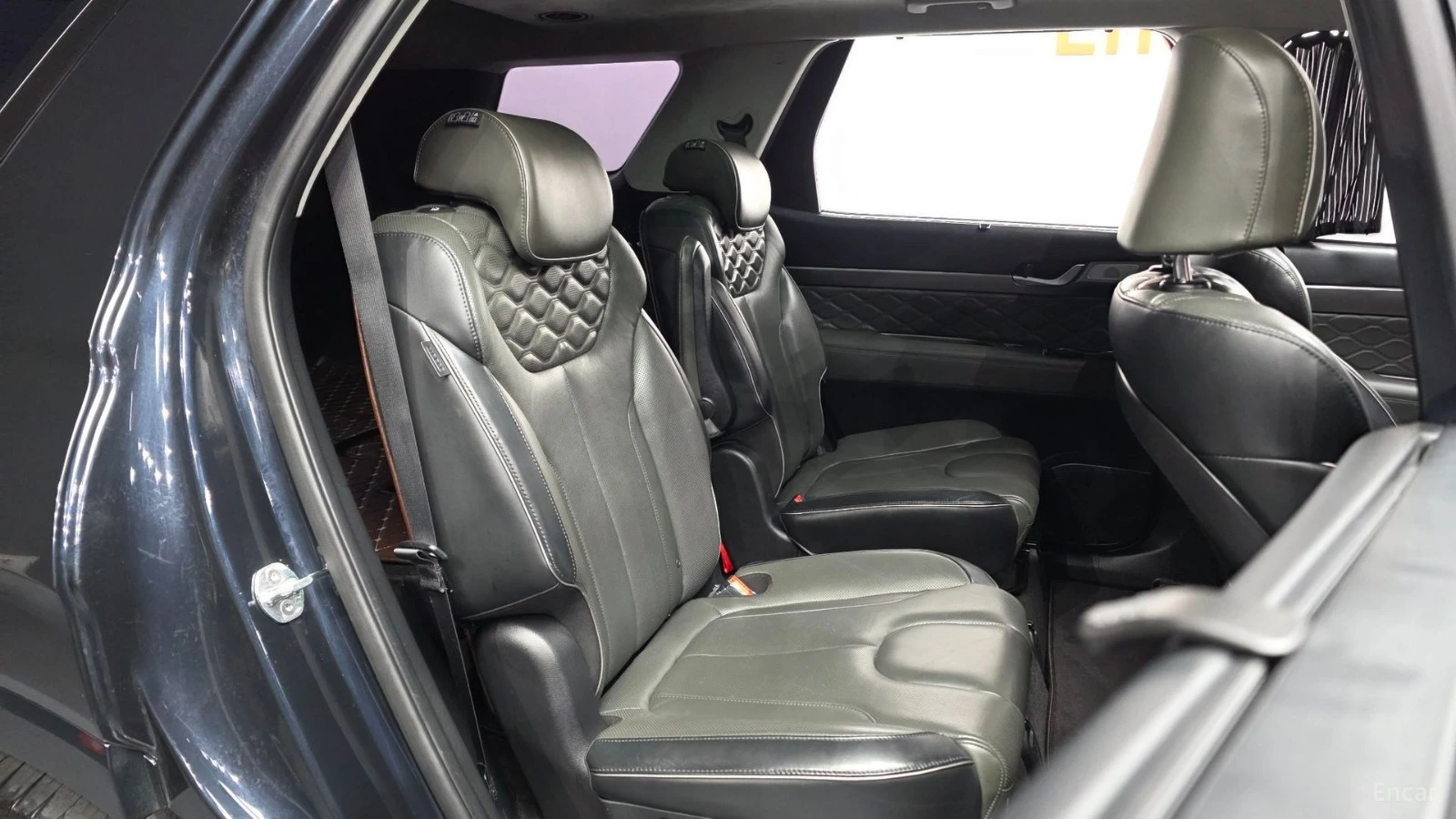 Hyundai Palisade Calligraphy* 4WD* DISTRONIC* ОБДУХВАНЕ* 360* HUD* , снимка 10 - Автомобили и джипове - 55512967