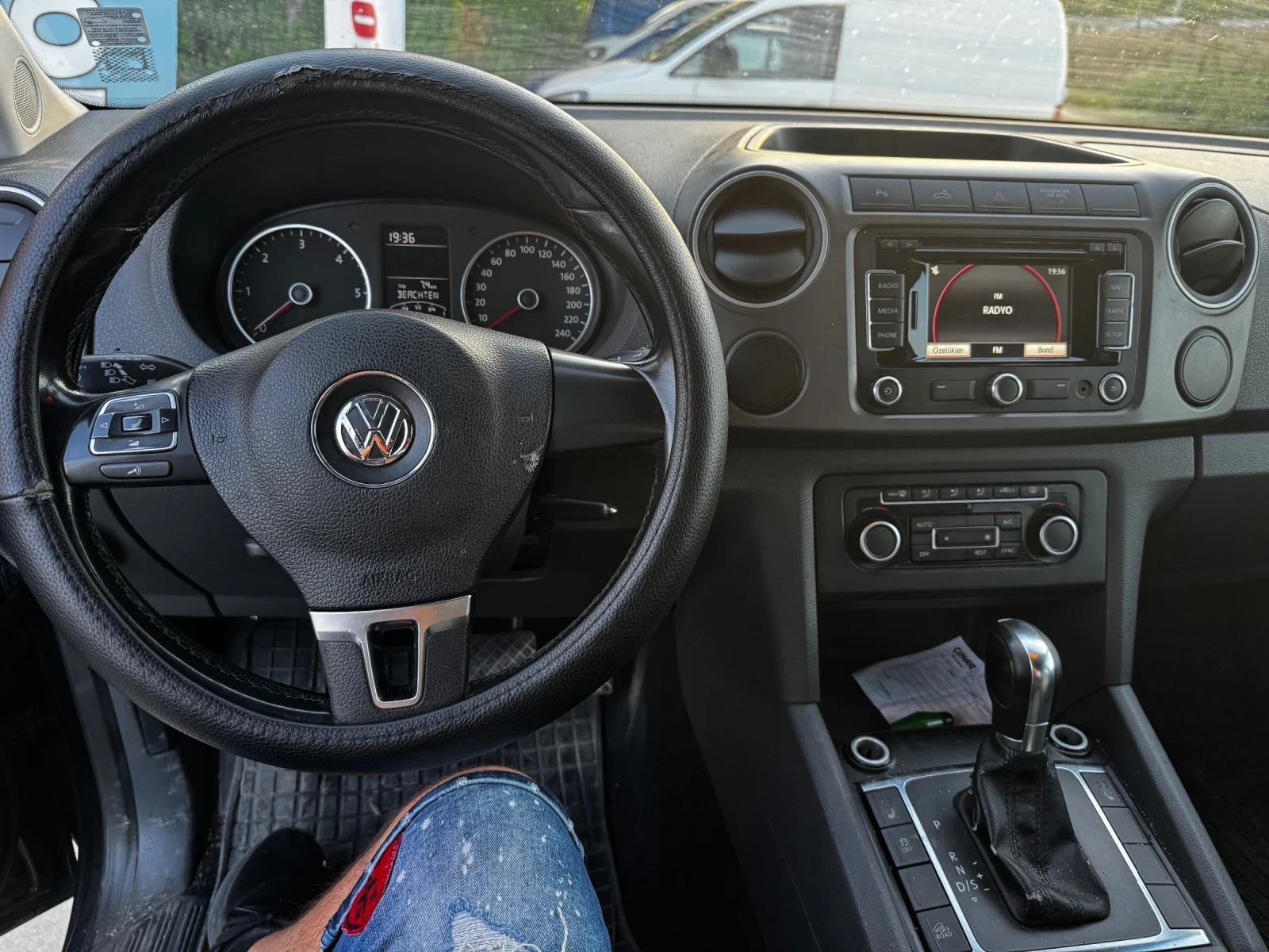 VW Amarok 2.0 TDI Automatik 180 PS, снимка 14 - Автомобили и джипове - 55805384