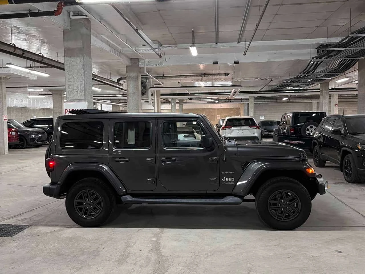 Jeep Wrangler  Sahara * CARFAX * ��� ������������ ������ | Mobile.bg � ����������� 3