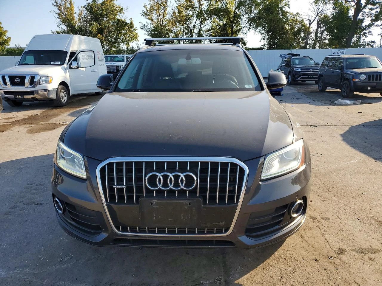 Audi Q5 2.0l Premium Plus, снимка 5 - Автомобили и джипове - 56349649