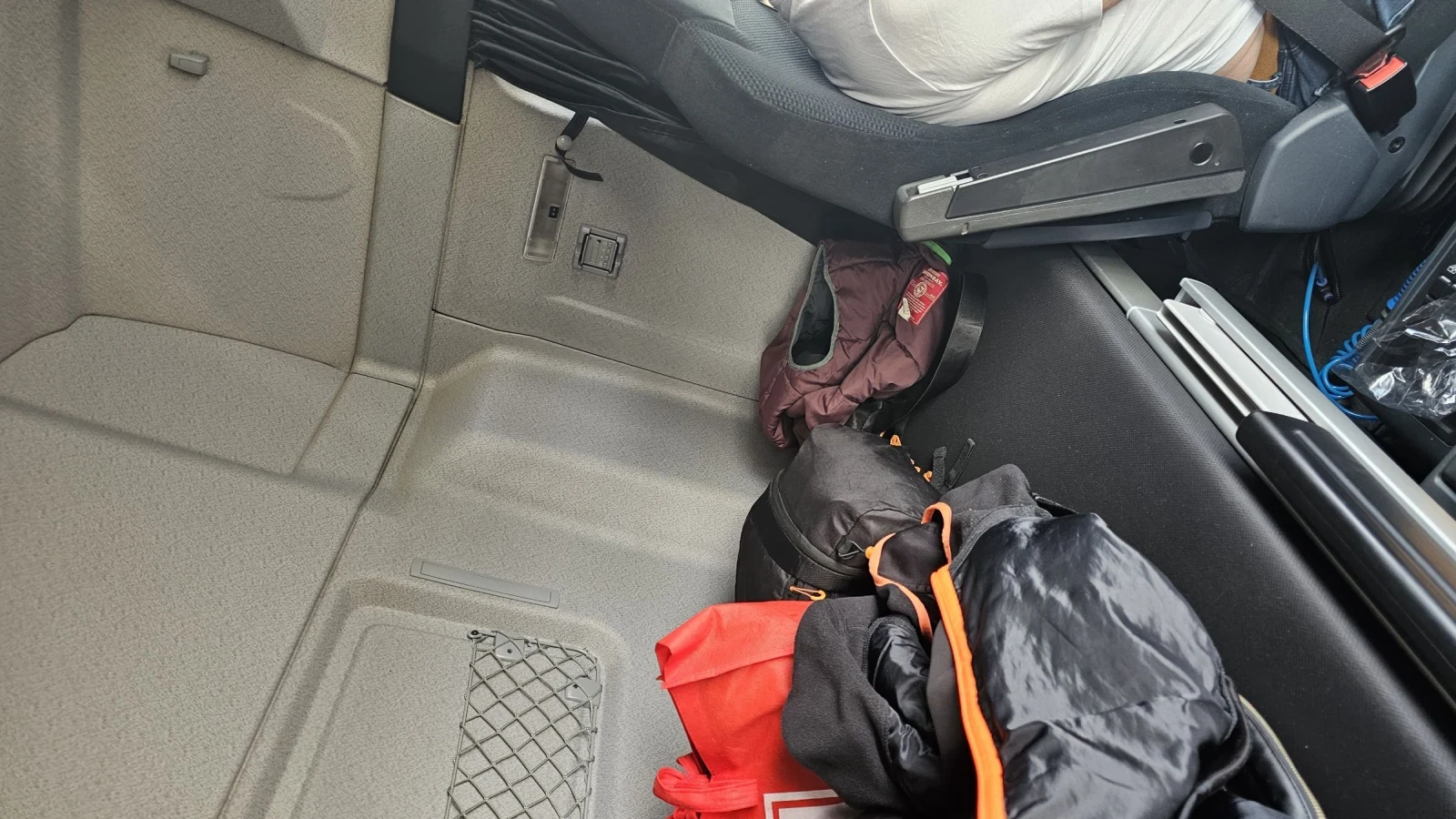 Man 26.463 26480 | Mobile.bg   13