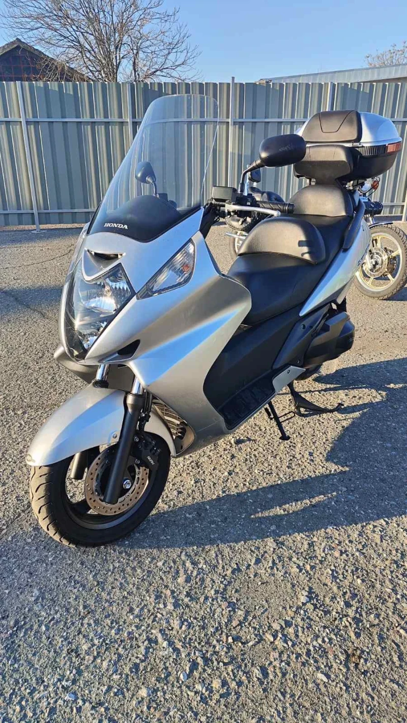 Honda Silver Wing, снимка 1 - Мотоциклети и мототехника - 49376562