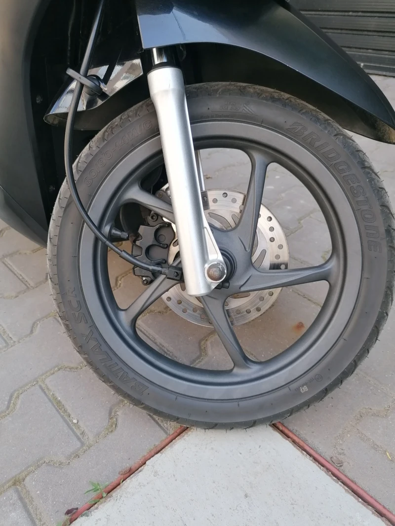 Honda Vision NSC 50 i , снимка 8 - Мотоциклети и мототехника - 51589650