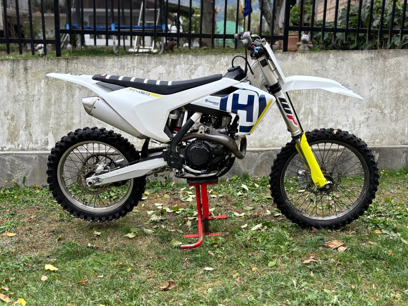 Husqvarna FC | Mobile.bg   1