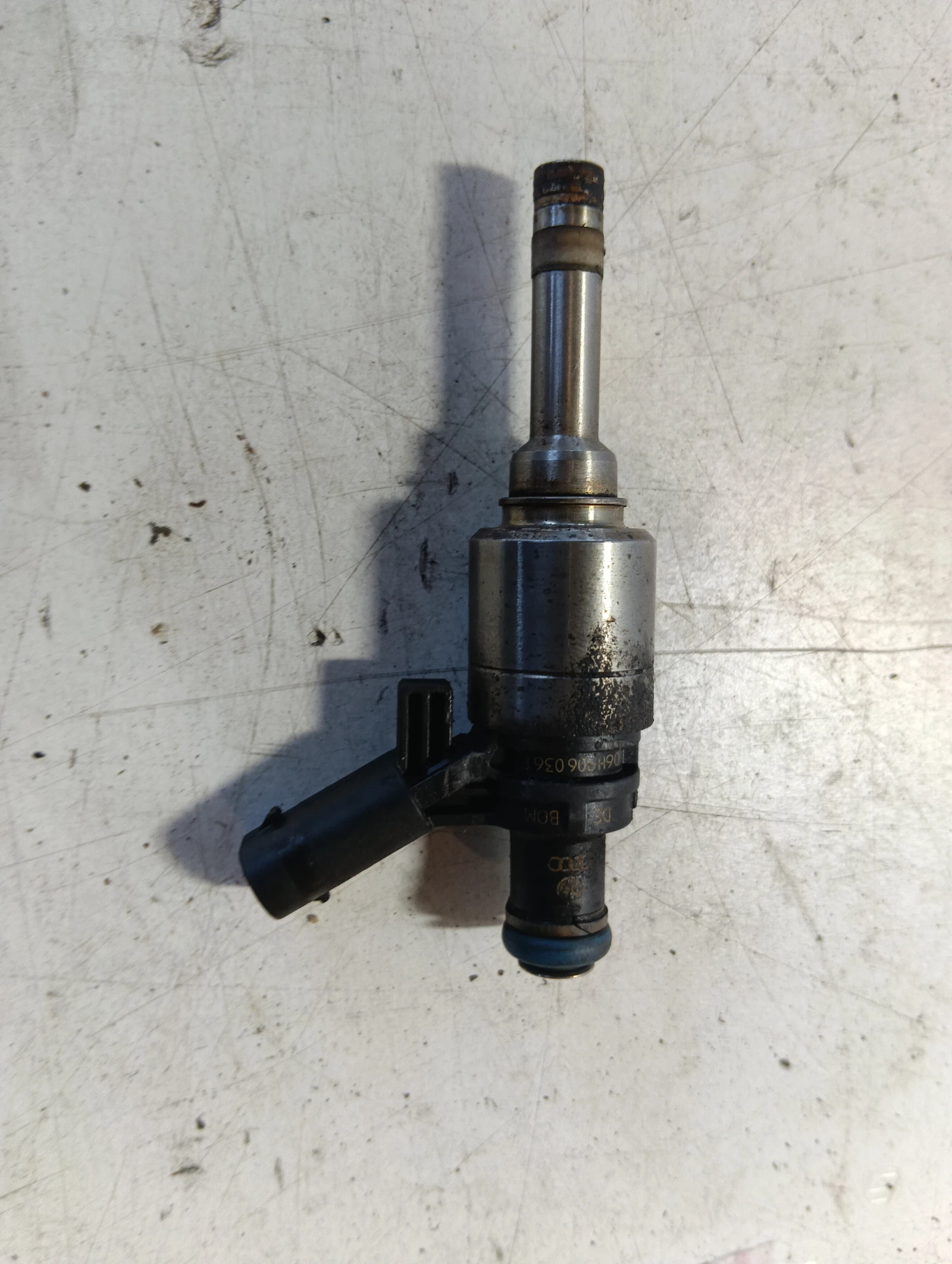 дюза 06H906036F 1.8TFSI Audi A5