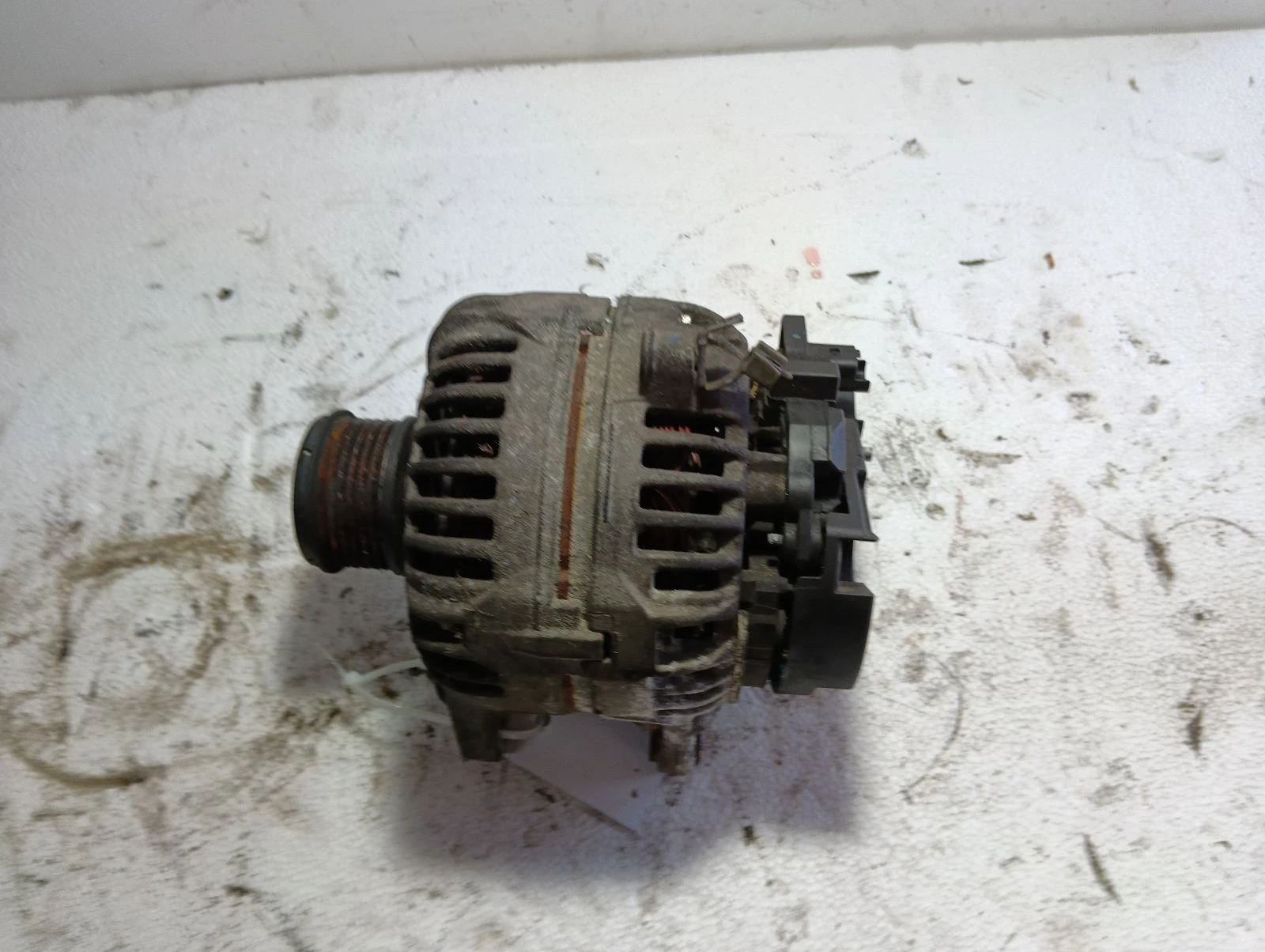 алтернатор 8200728292 0124525140 Нисан Кашкай 1.5 DCI
