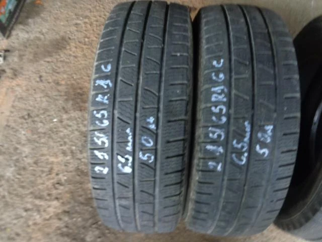 Гуми Зимни 215/65R16, снимка 2 - Гуми и джанти - 20269551