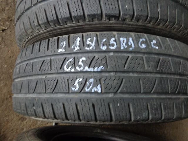 Гуми Зимни 215/65R16, снимка 4 - Гуми и джанти - 20269551