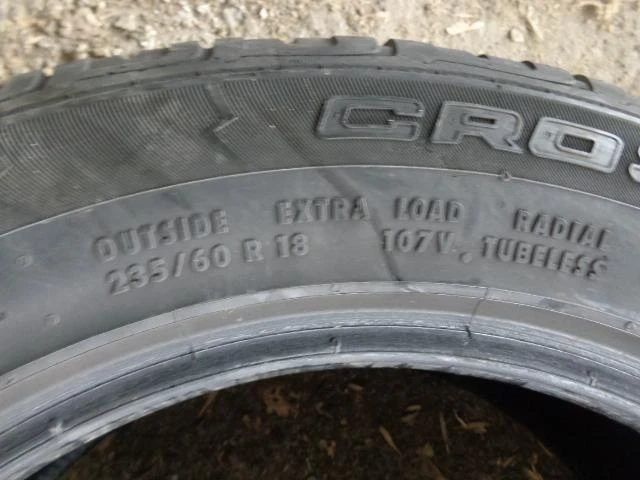 Гуми Летни 235/60R18, снимка 5 - Гуми и джанти - 20863380