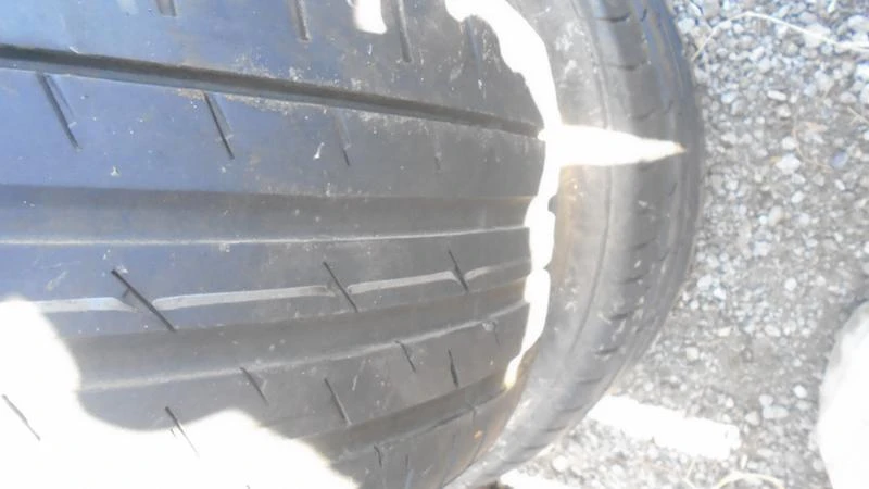 Гуми Летни 225/40R18, снимка 2 - Гуми и джанти - 22768590