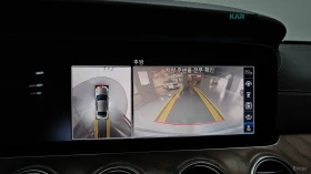 Mercedes-Benz E 300 4MATIC EXCLUSIVE* HUD* 360* ОБДУХВ* НАВИ* ПАНО, снимка 13