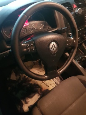 VW Golf 4*4 , снимка 3 - Автомобили и джипове - 44765768