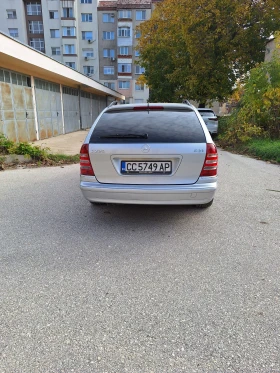 Mercedes-Benz C 220, снимка 4