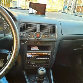 VW Golf 1.6 SR, снимка 7