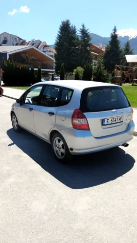 Обява за продажба на Honda Jazz 1.3 перфектно състояние  ~2 000 лв. - изображение 4