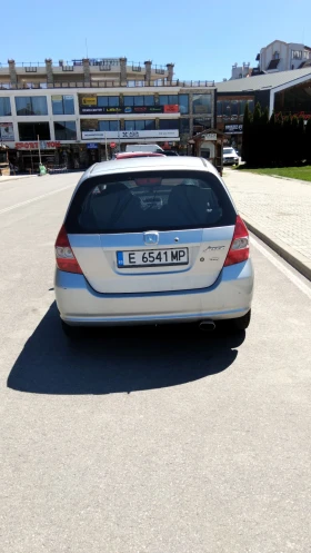Обява за продажба на Honda Jazz 1.3 перфектно състояние  ~2 000 лв. - изображение 3