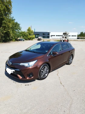 Toyota Avensis 1.8 VVTI, KEY LESS, NAVI, LPG | Mobile.bg    2