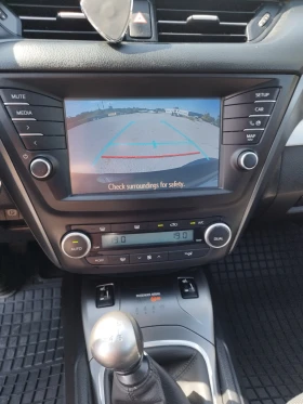 Toyota Avensis 1.8 VVTI, KEY LESS, NAVI, LPG | Mobile.bg    9
