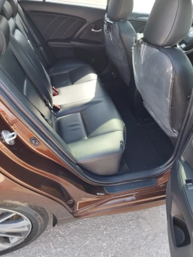 Toyota Avensis 1.8 VVTI, KEY LESS, NAVI, LPG | Mobile.bg    12