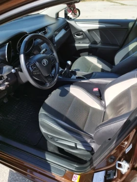 Toyota Avensis 1.8 VVTI, KEY LESS, NAVI, LPG | Mobile.bg    11