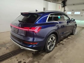 Audi E-Tron * PROGRESSIV * CARFAX * ЦЕНА ДО БГ, снимка 4 - Автомобили и джипове - 53647423