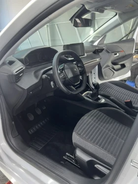 Peugeot 208 - 10800 € / 21122.96 лв. - 53550385 9
