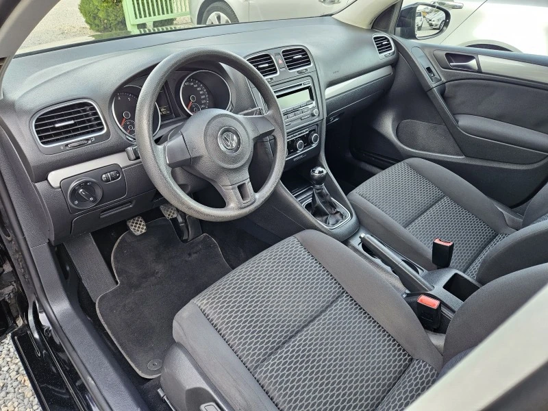 VW Golf 1.4i, снимка 7 - Автомобили и джипове - 42934379