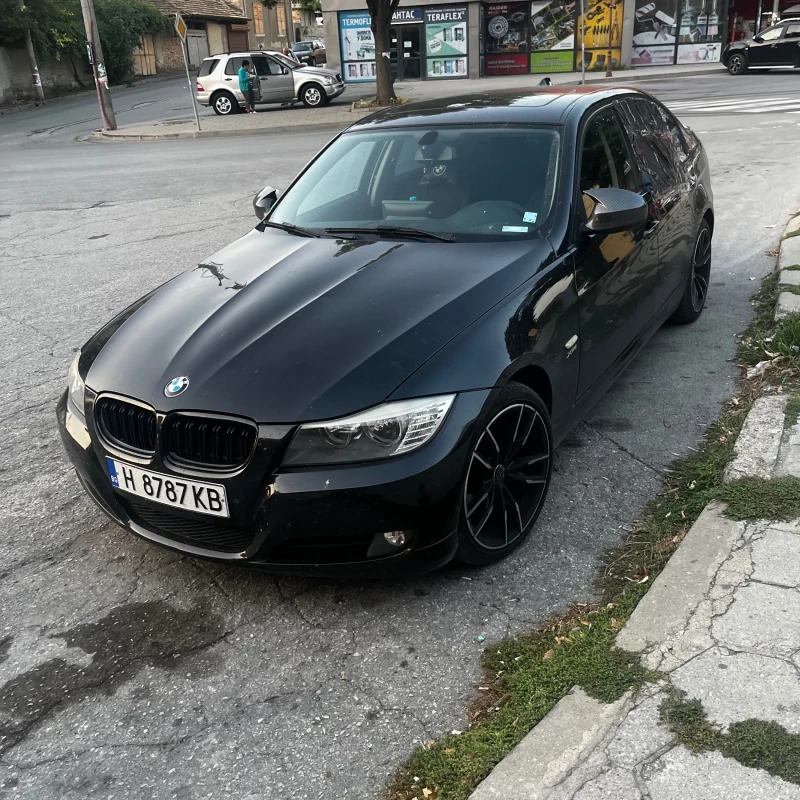 BMW 320, снимка 13 - Автомобили и джипове - 47662353