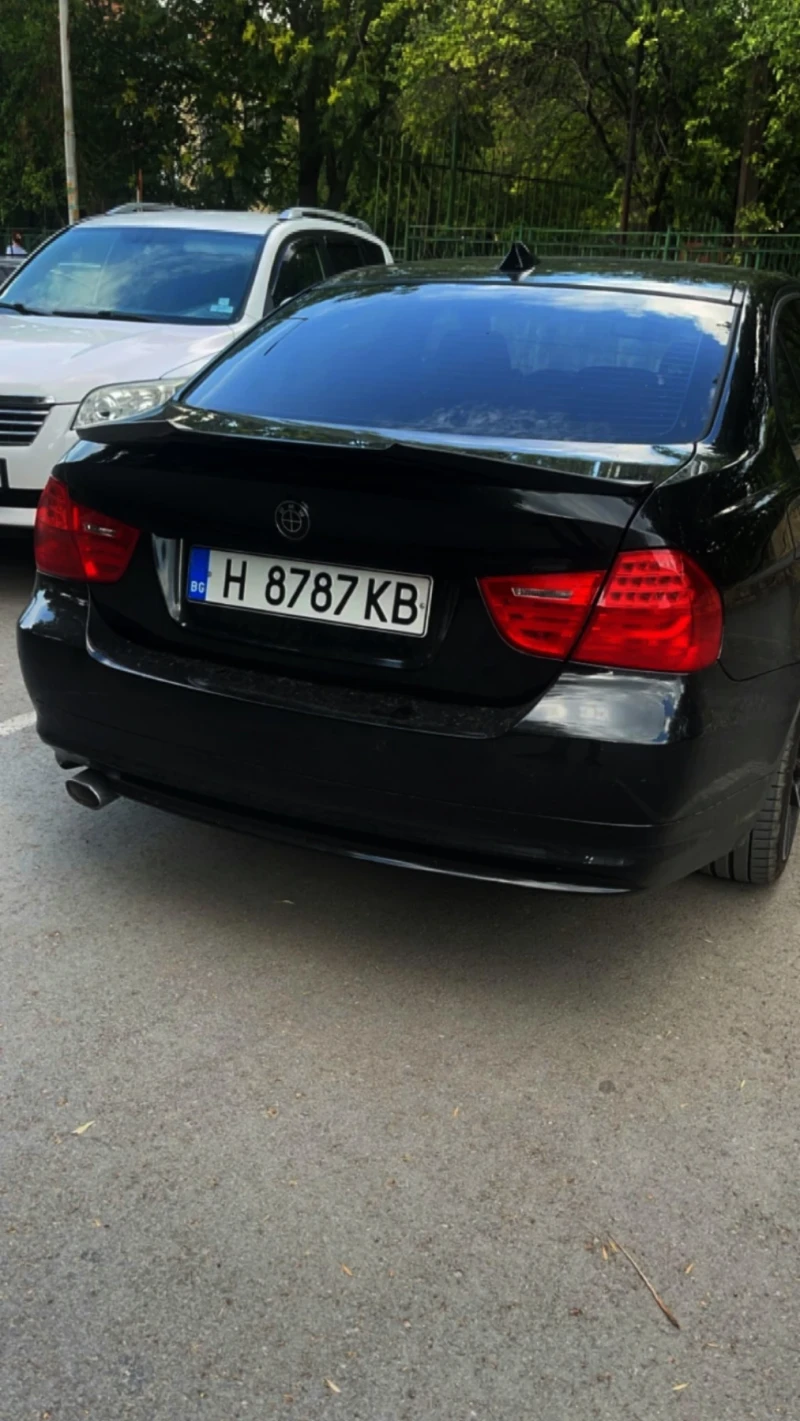 BMW 320, снимка 9 - Автомобили и джипове - 47662353