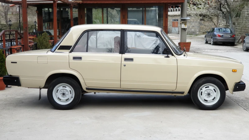 Lada 2107, снимка 4 - Автомобили и джипове - 48264416