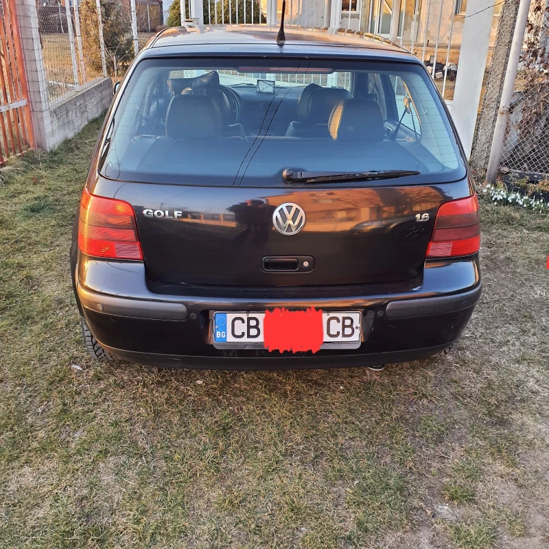 VW Golf 1.6 SR, снимка 3 - Автомобили и джипове - 49238611