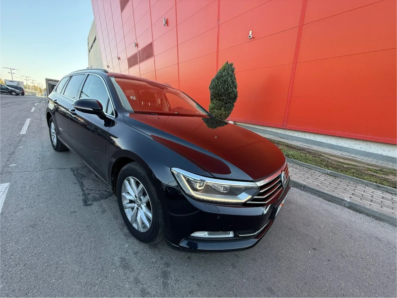 VW Passat БАРТЕР* 2.0TDI* MATRIX* Масаж, снимка 1 - Автомобили и джипове - 49503116