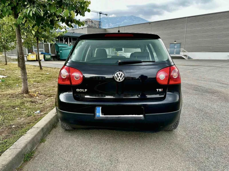 VW Golf Газ автомат, снимка 6 - Автомобили и джипове - 52462517