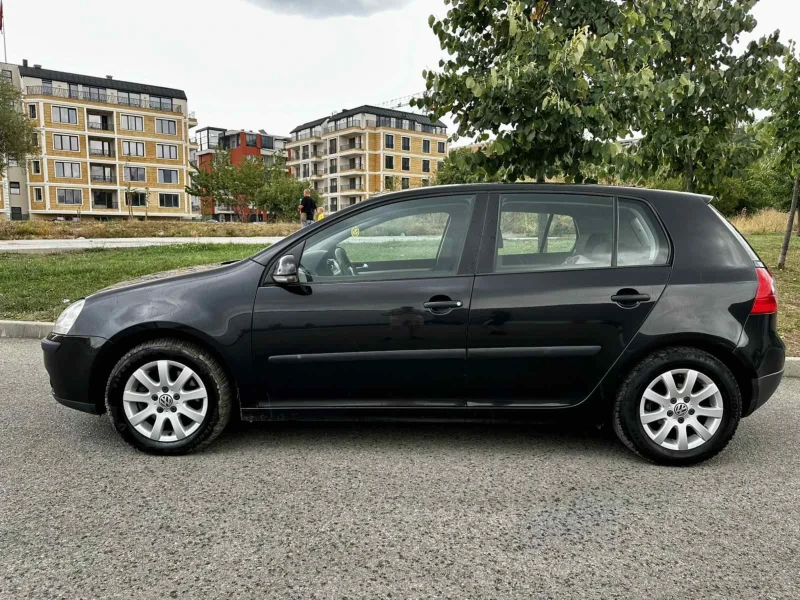 VW Golf Газ автомат, снимка 4 - Автомобили и джипове - 52462517
