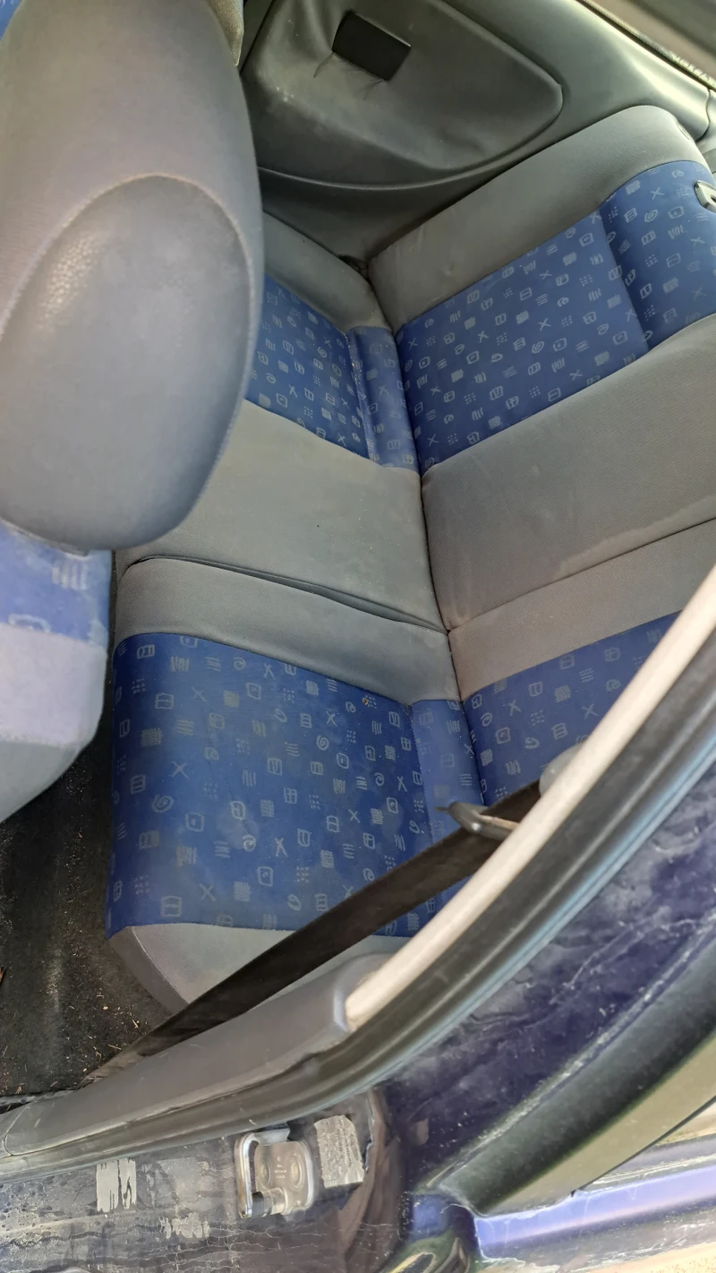 Seat Ibiza, снимка 6 - Автомобили и джипове - 51947861