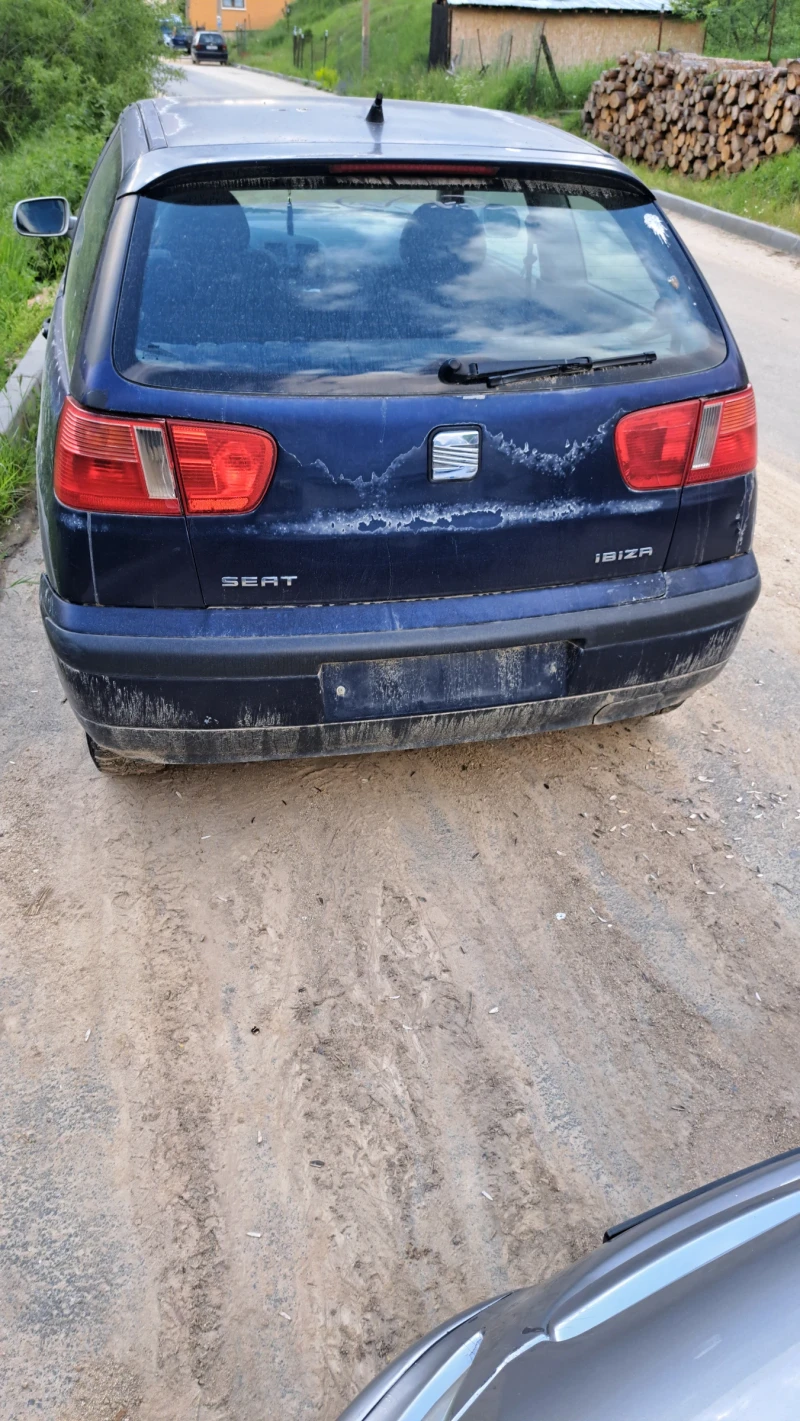 Seat Ibiza, снимка 4 - Автомобили и джипове - 51947861