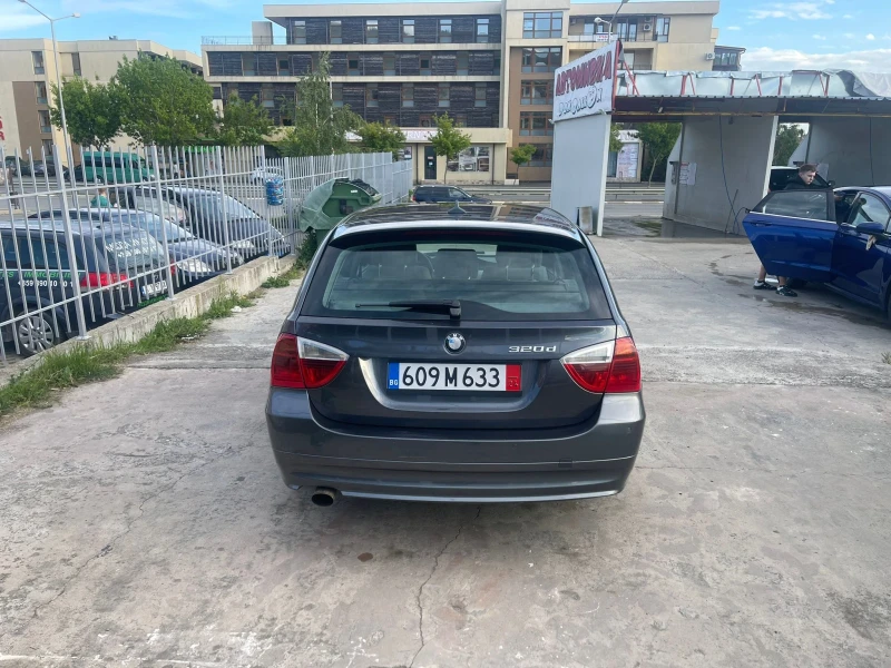 BMW 320, снимка 7 - Автомобили и джипове - 52261246